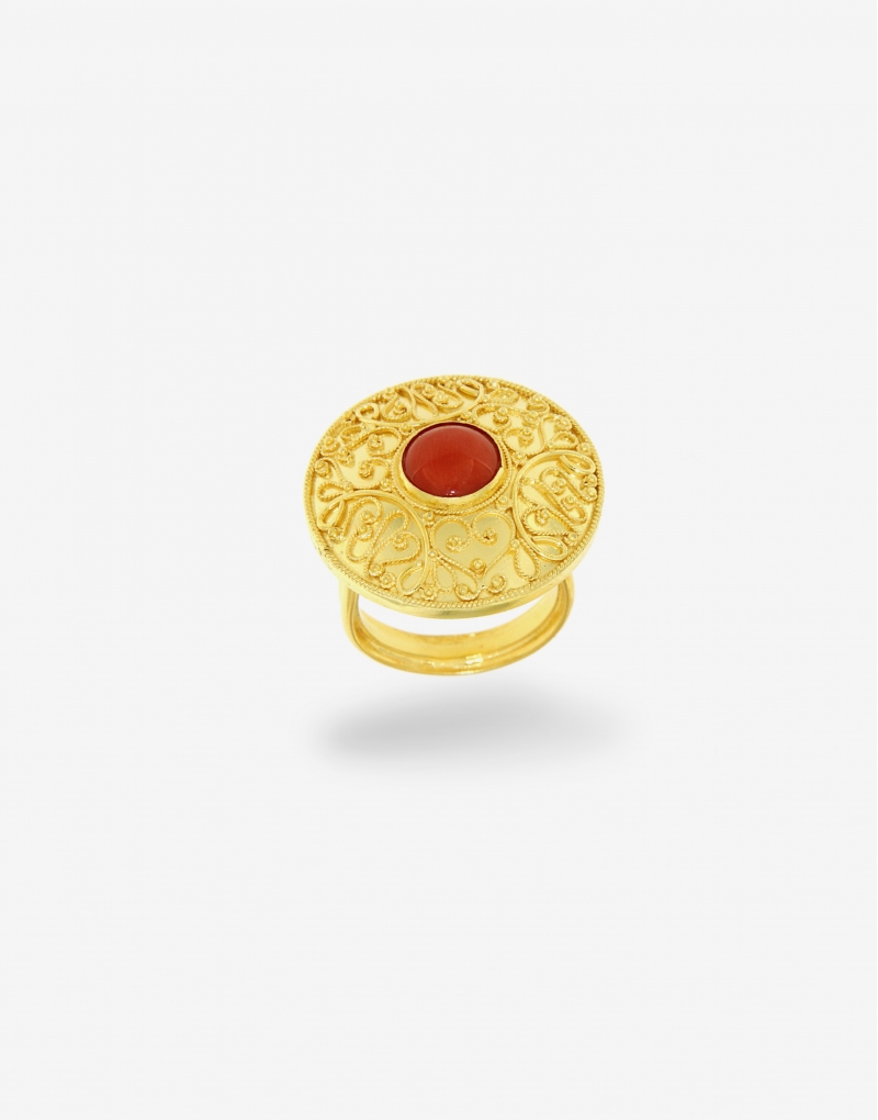 Ring Gold 18K with Coral